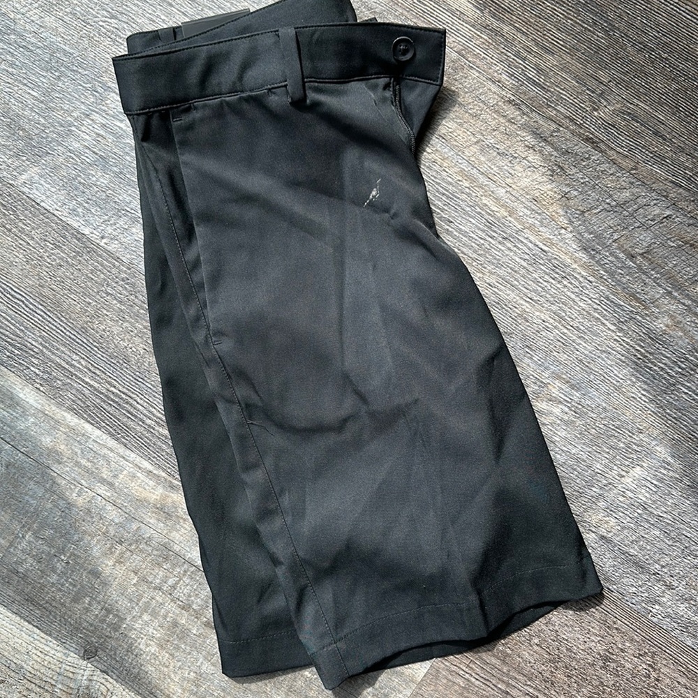 Boys Nike Medium Golf Shorts